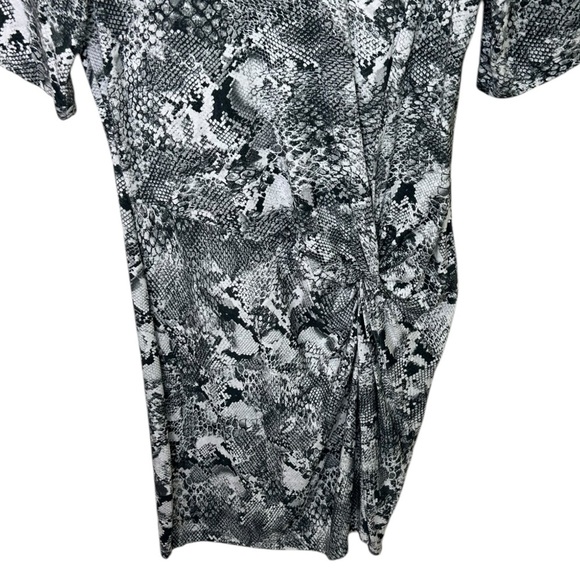 ENZA COSTA, Women’s Mini Dress in ‘Boa’ Side Knot, Crew-Neck, Black/White Medium - Picture 10 of 14